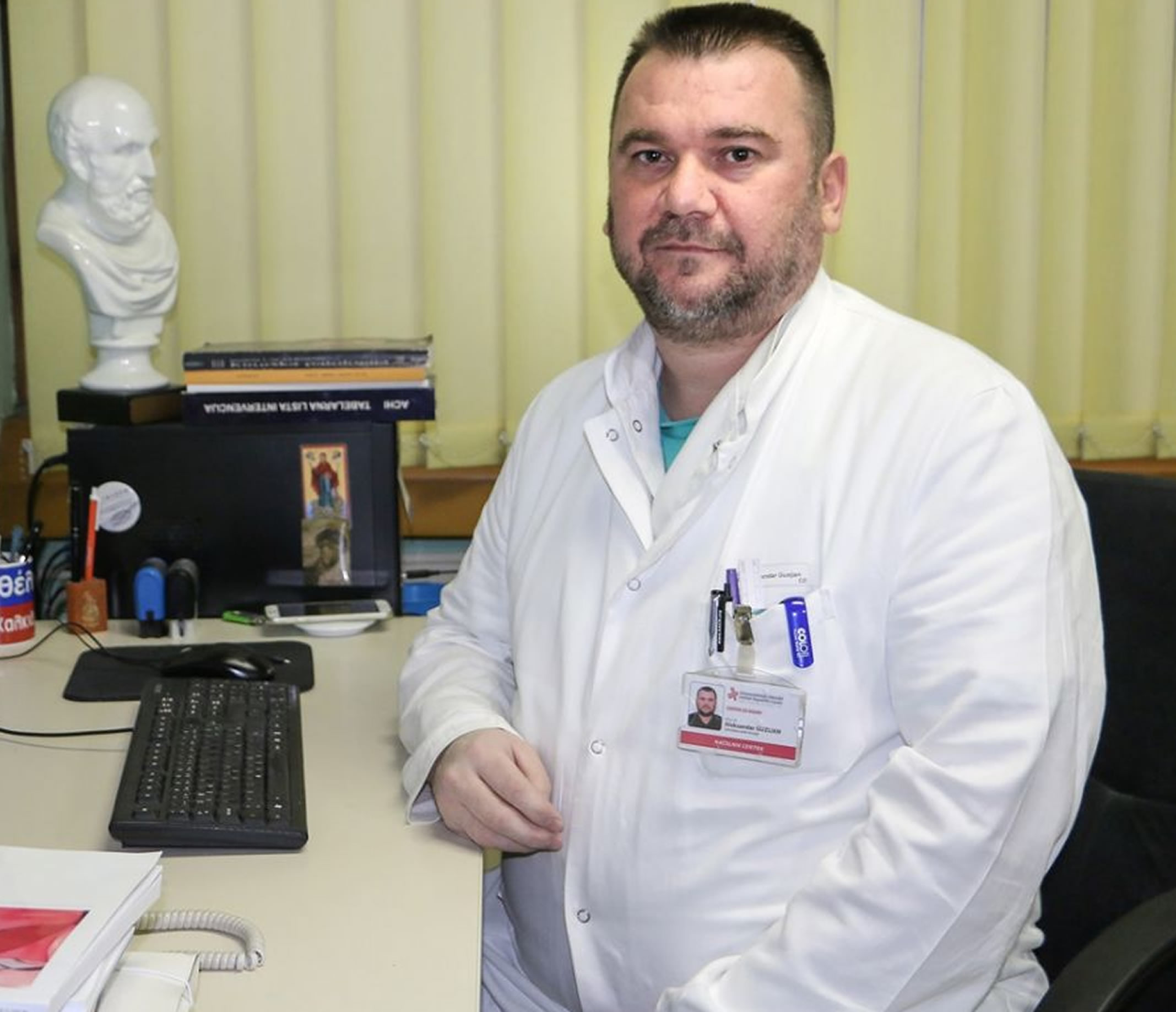 Mr sci dr med Aleksandar Guzijan